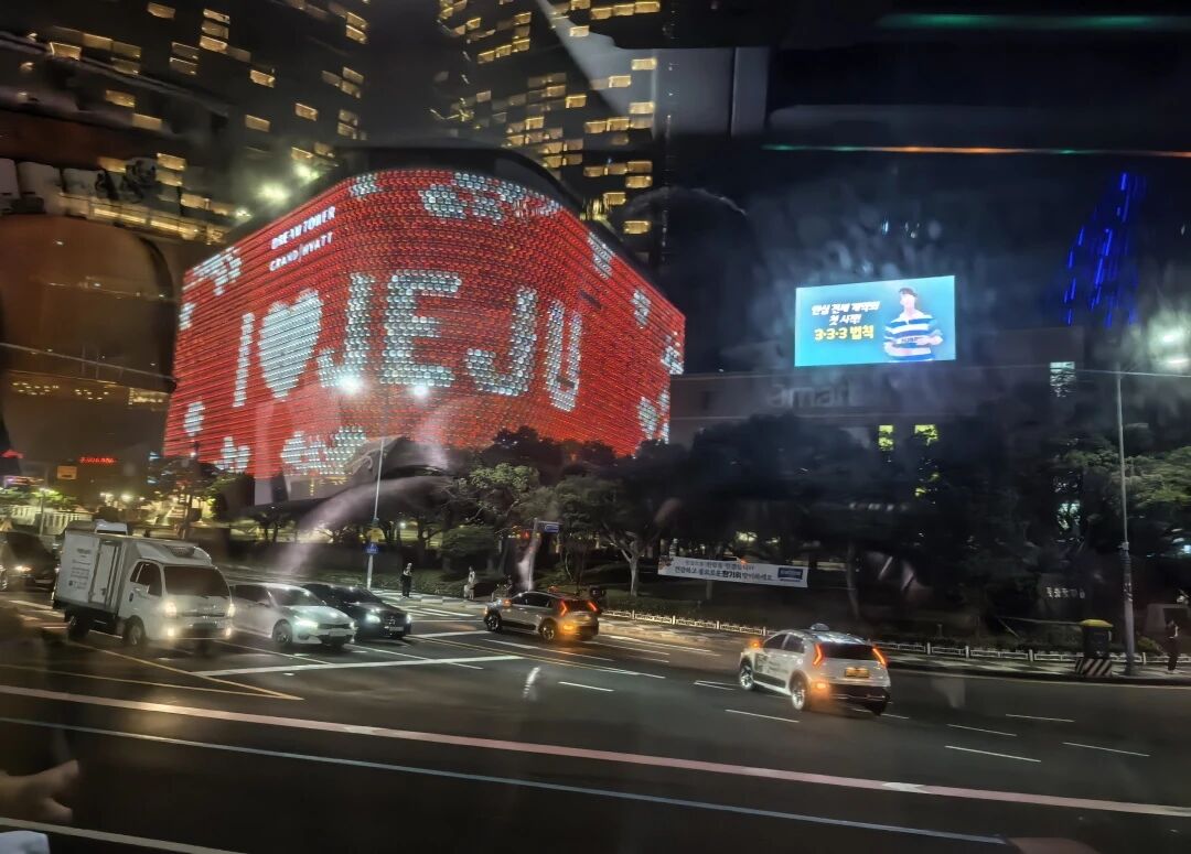 e698979e463105c7a6a95c0891227a1a.jpg 2025乐林金牌客户豪华邮轮之旅荣耀返航